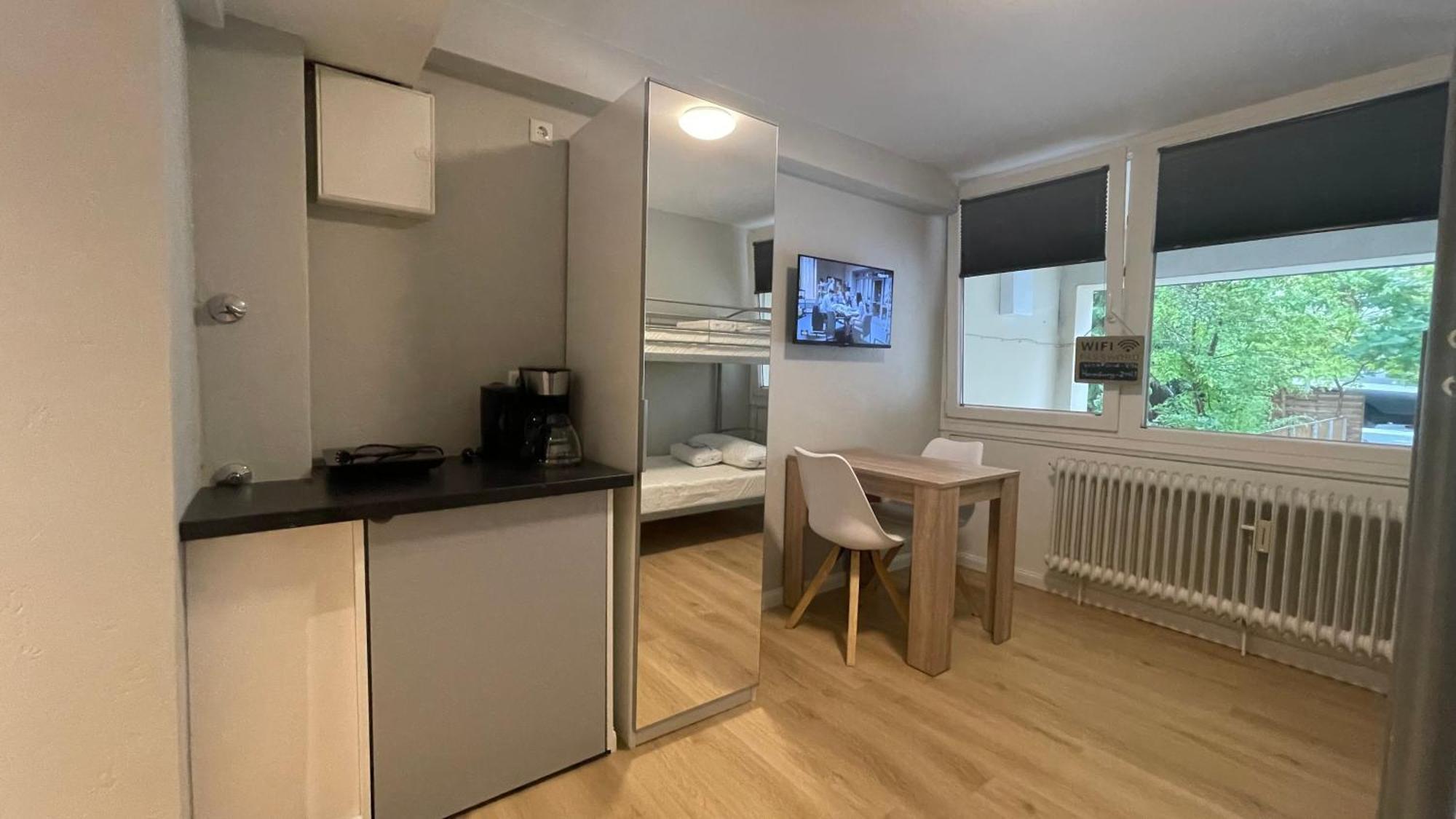 Suesses Kleines Und Zentrales Apartment Fuer Zwei Personen Mitten In Гамбург Экстерьер фото